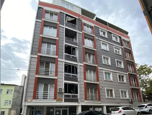 BALIKESİR ÇARŞI HİLTON OTEL ÜZERİ 1+1 EŞYALI KİRALIK ARAKAT DAİRE - Eda Korkmaz Gayrimenkul