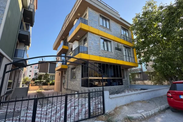 BALIKESİR ALTIEYLÜL PLEVNE MH. 1+1 EŞYALI ARAKAT DAİRE - Eda Korkmaz Gayrimenkul